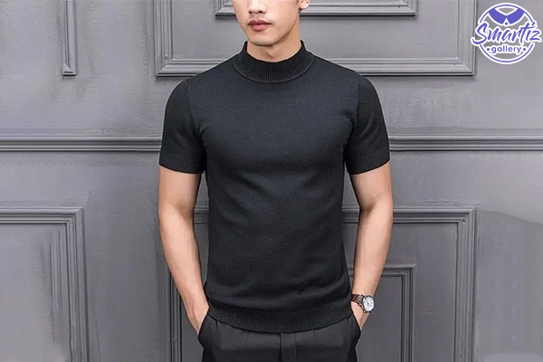 تیشرت یقه اسکی (Turtleneck T-Shirt)